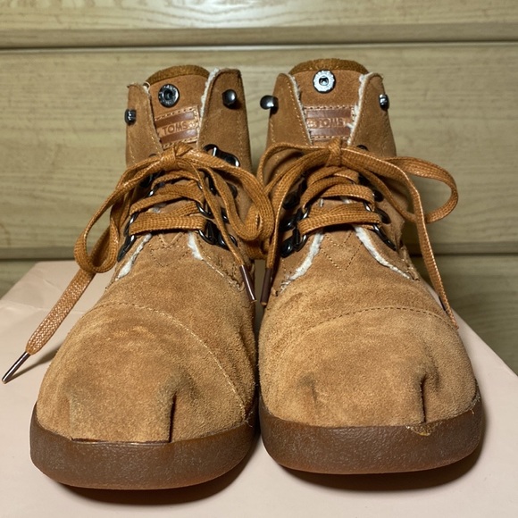 TOMS chestnut fleece Sherpa Highlands Botas suede leather chukka lace up booties - Picture 6 of 17